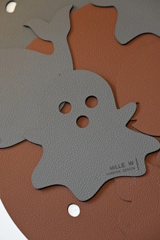MILLE W || Glasunderlägg Grått spöke