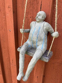 Gubbe på gunga