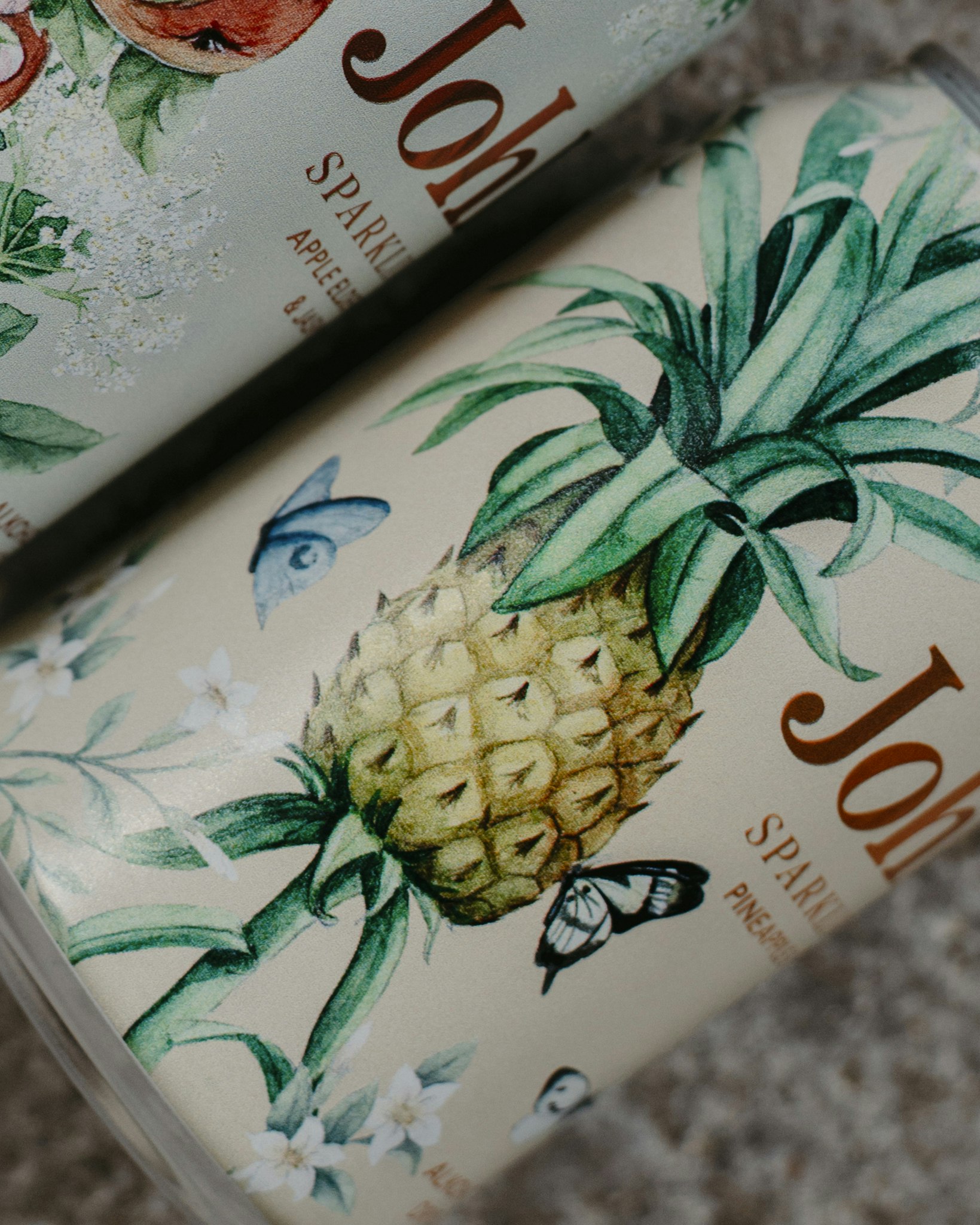 Sparkling tea Pineapple & Jasmine - flera storlekar
