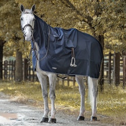 Equiline ridregntäcke