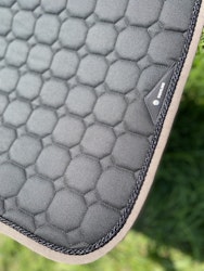 Equiline schabrak