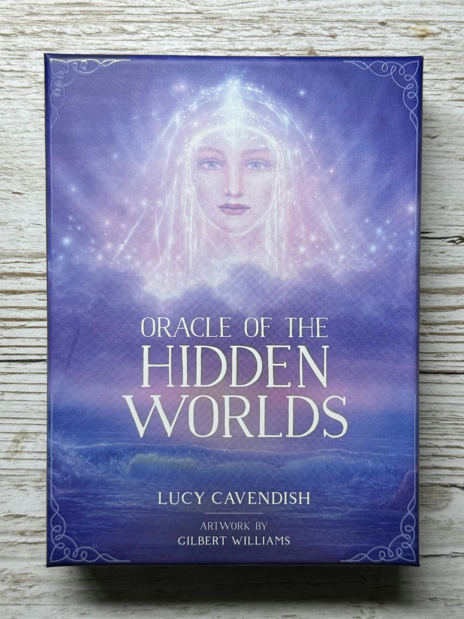 Oracle of the hidden Worlds