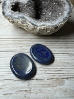 Lapis lazuli ovalformad