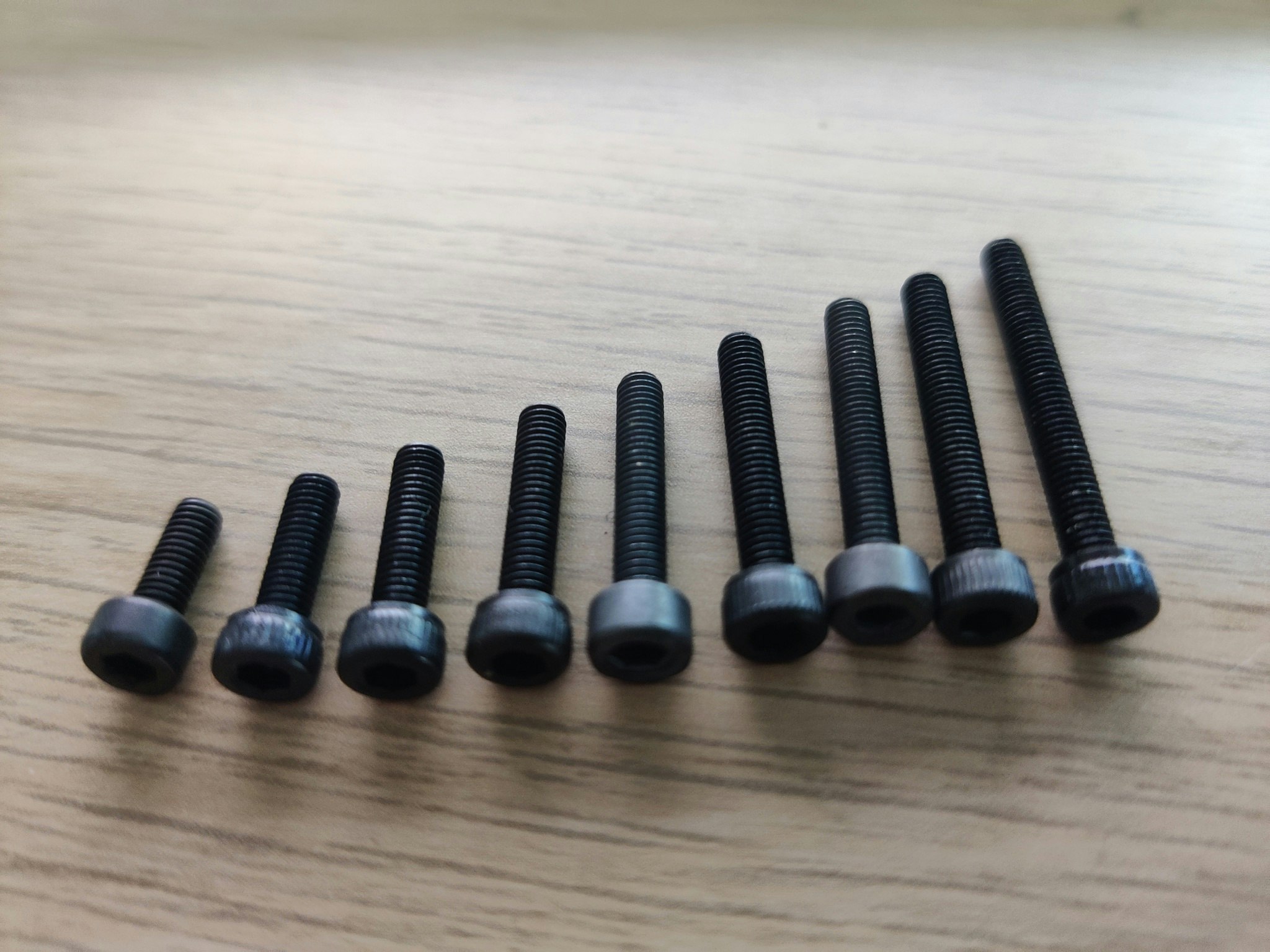 M3 Cap head 8-25mm 10st