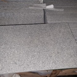 49: Granit-plattor - golv/fasad plattor, ca 75,9m2
