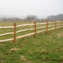 Hörnstolpe Farmfence kastanj 2m, 2 tapphål