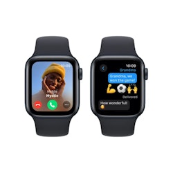 Apple Watch SE (2023) GPS 44mm Aluminiumboett med Sportband S/M