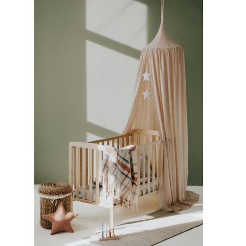 Babylove, Beige sengehimmel med lyslenke