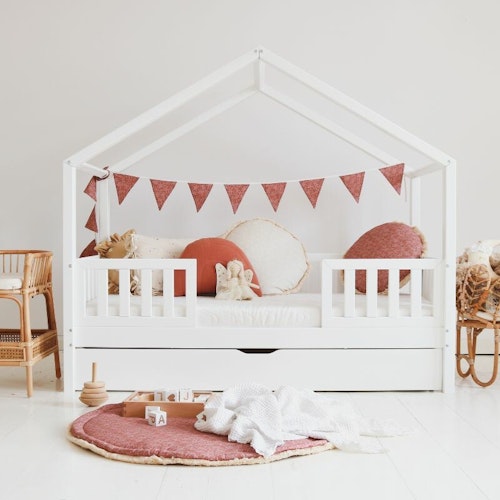 Husseng Karla Duo Hvit 90x190 cm med ekstra seng
