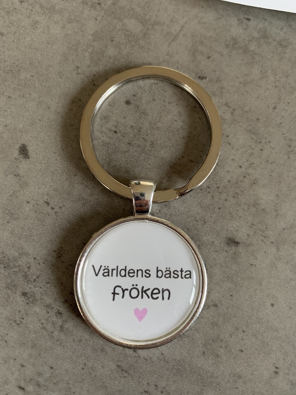 Nyckelring med färdiga texter