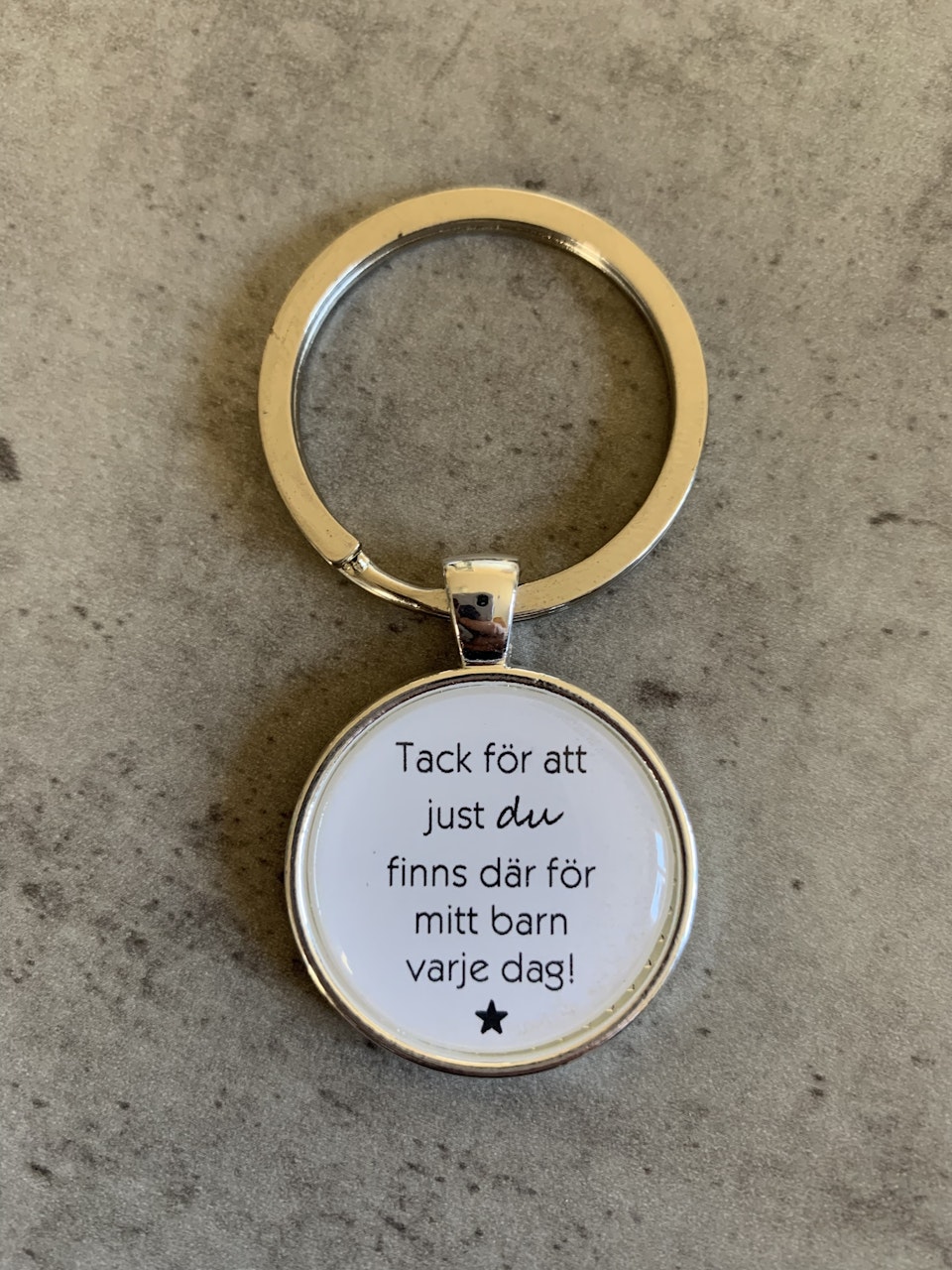 Nyckelring med färdiga texter