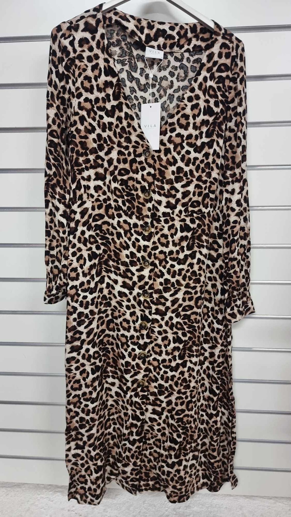 Vila: Leopard klänning stl.36