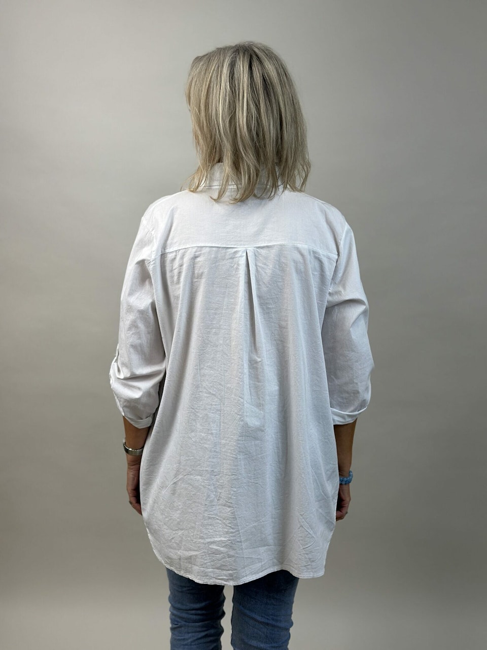 Skjorta: Della
