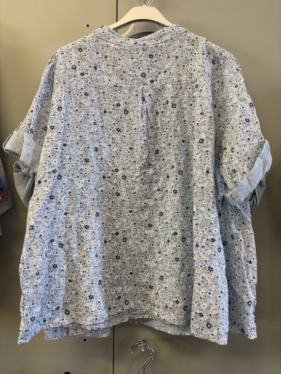 Blus: Sofia