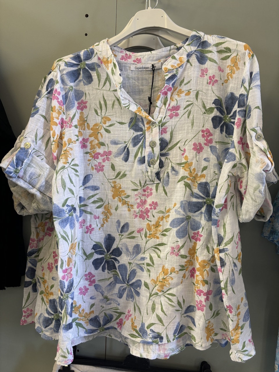 Blus: Sofia