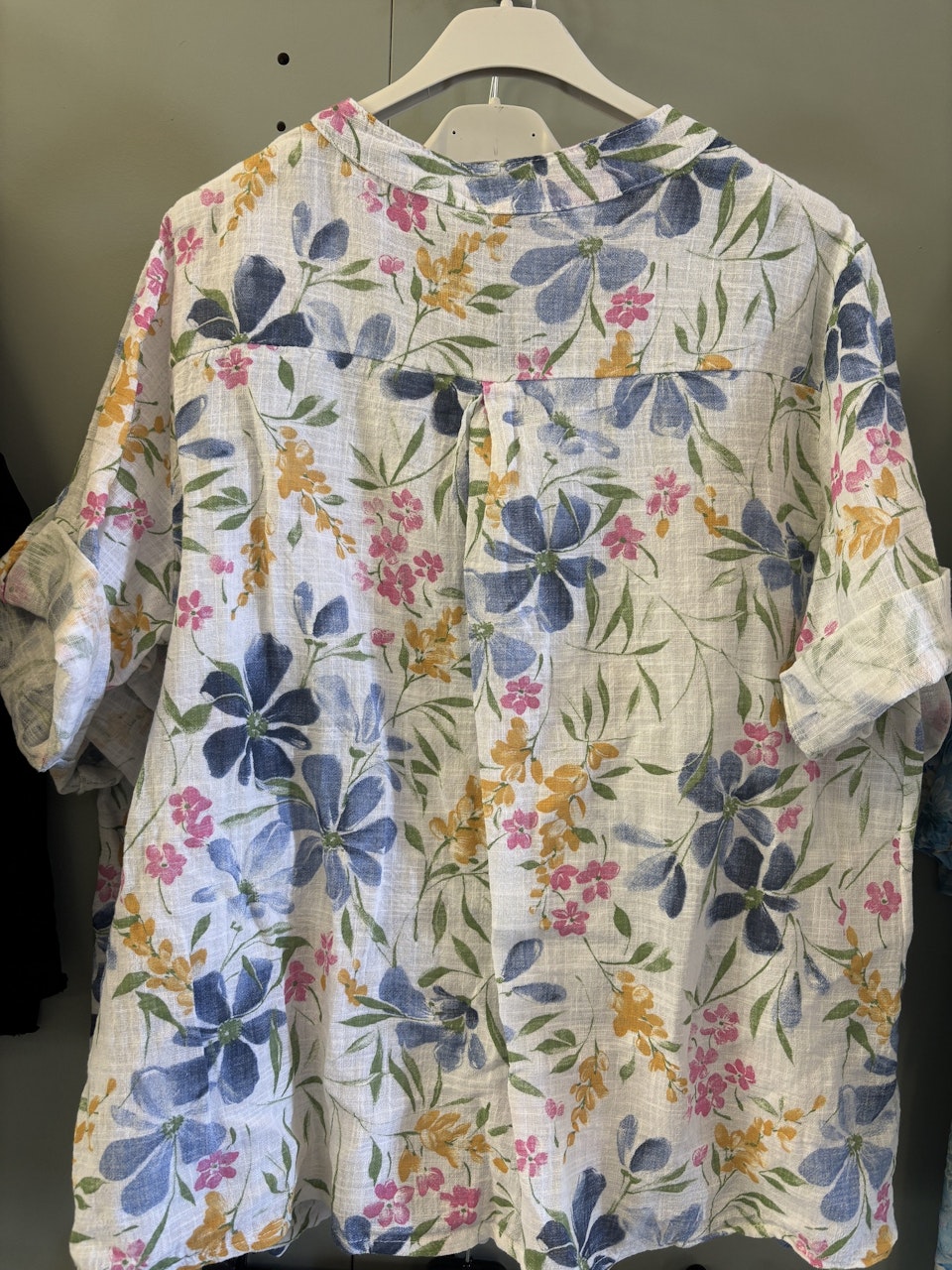 Blus: Sofia