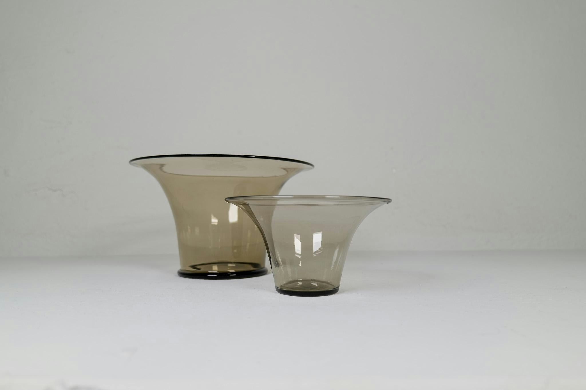 Art Deco Set of 2 Glass Bowls Simon Gate Orrefors, Sweden 1920s