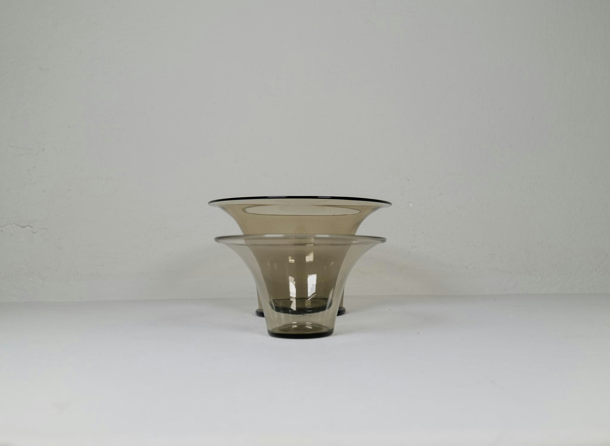 Art Deco Set of 2 Glass Bowls Simon Gate Orrefors, Sweden 1920s