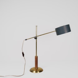 Midcentury Modern Rare Brass and Walnut Table Lamp by Einar Bäckström, Sweden