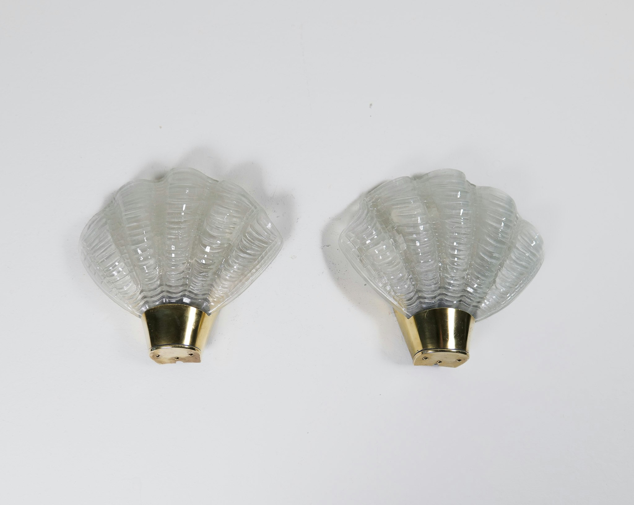 Midcentury Moder Pair of ASEA Wall Lights, "Coquille", 1950s, Sweden