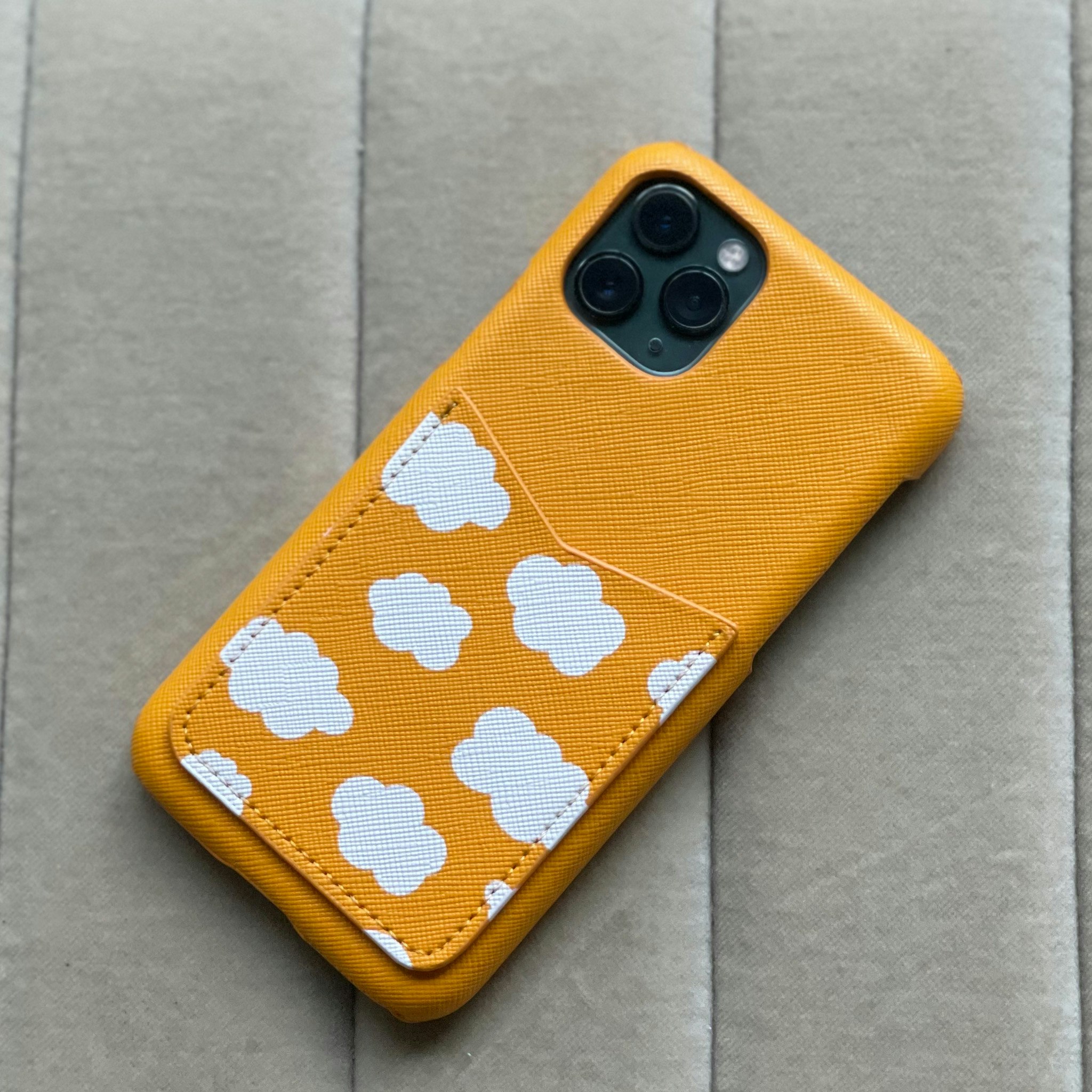Moln - Yellow