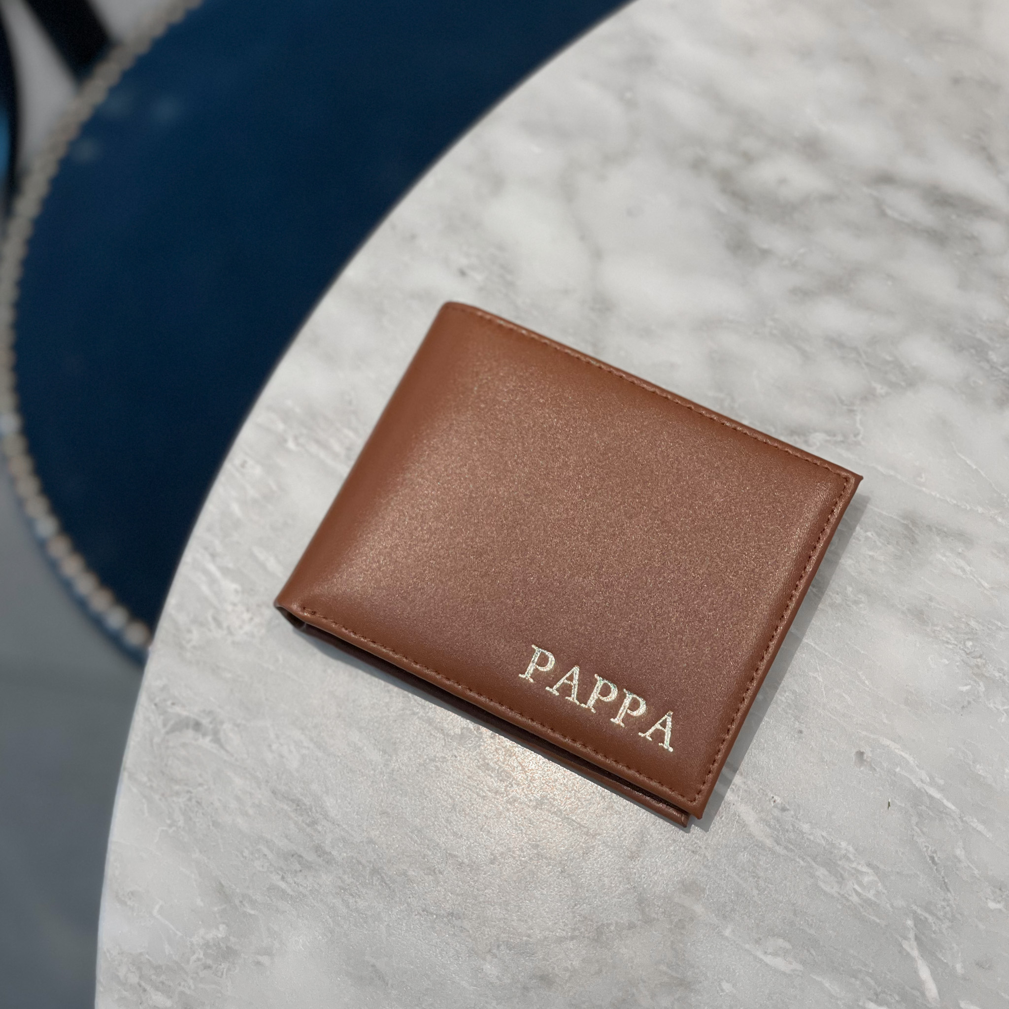 Brown smooth plånbok
