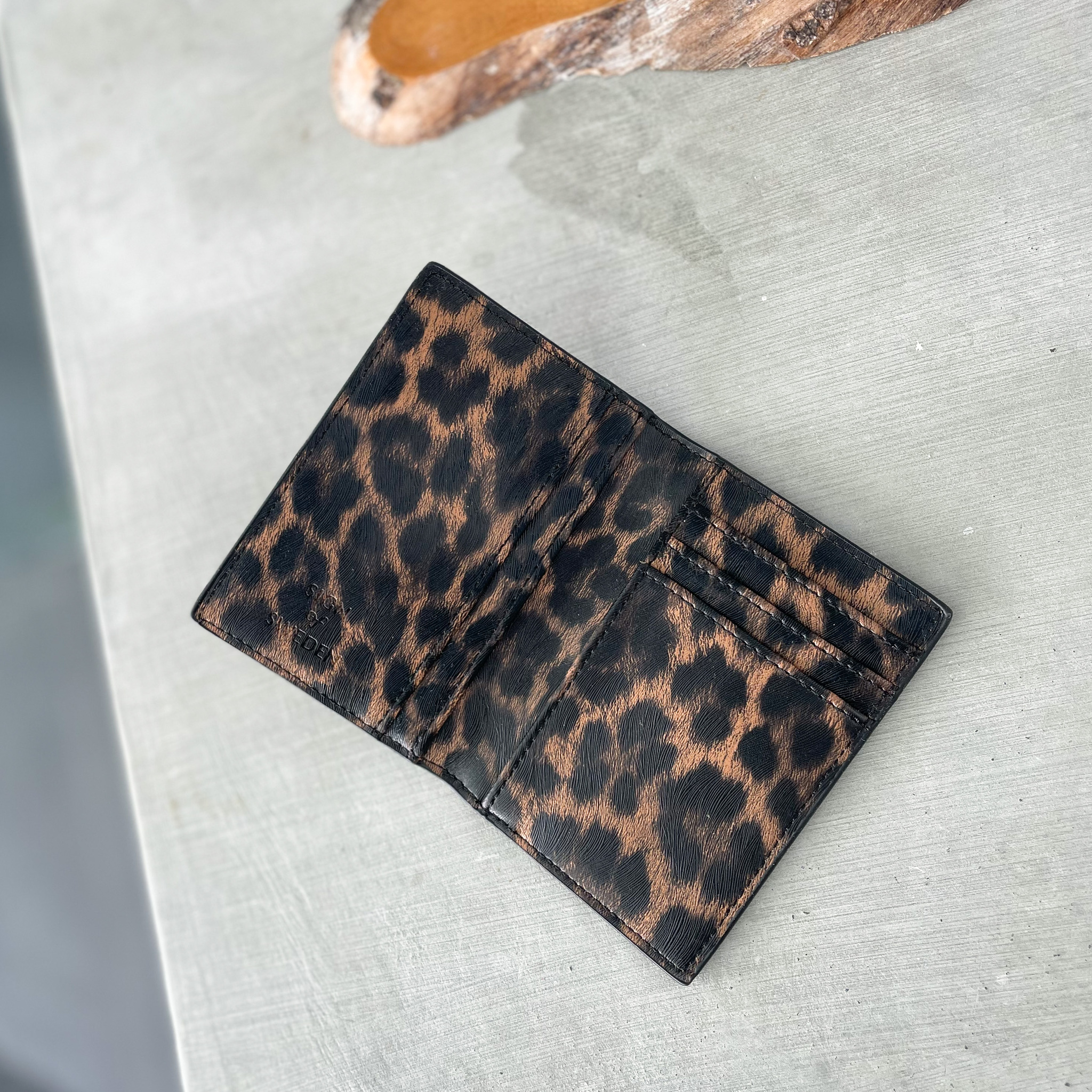 Leopard (Plånbok med gravyr)