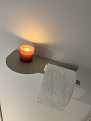 Toarullehållare med hylla grå-beige