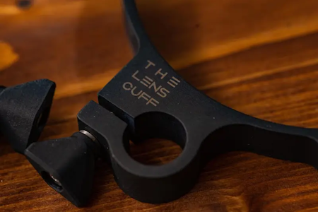 Ø65mm Lens Cuff with Alcantara® pouch and inserts to adapt to 62.5mm, 60mm and 57.5mm lens barrel diameters.