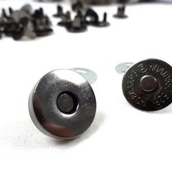 S606 Magnetlås 18 mm svart nickel (100 st)