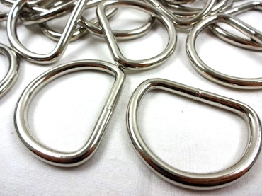 S251 D-ring 40 mm (10/50 st)
