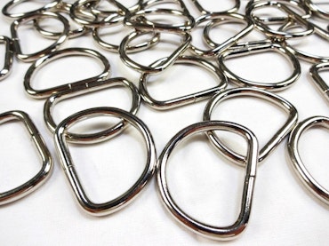 S251 D-ring 35 mm (10/50 st)
