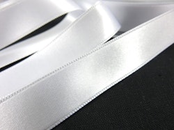B1400 Satinband 16 mm vit (25m)