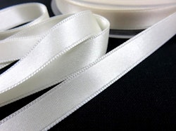 B1400 Satinband 16 mm vintervit (25m)