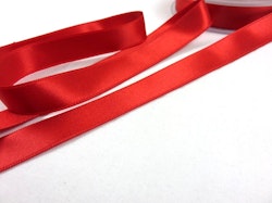B1400 Satinband 16 mm röd (25m)