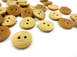 K424 Knapp 13 mm beige (25 st)
