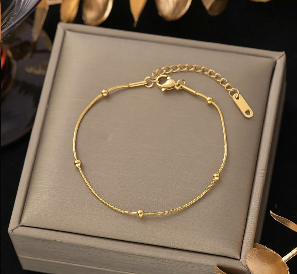 Halsband - Guld - LOVETTE