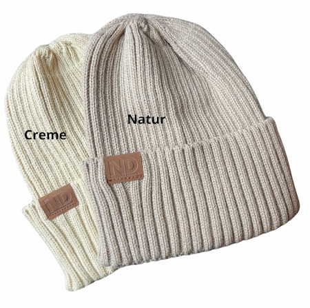 Novisen Design - Stickad mössa - Natur