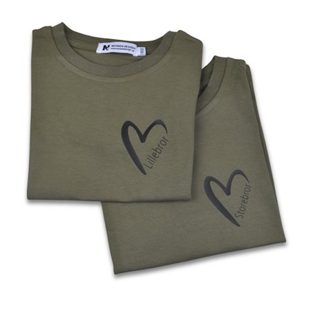 T-shirt - Namn i Hjärta (militärgrön)