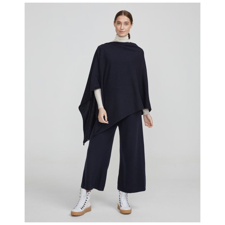 Holebrook Sweden Sofie Poncho Dark Navy