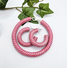 Skimrande rosa armband