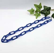 Mörkblått kedjehalsband