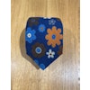 Handgjord blåblommig slips i ull