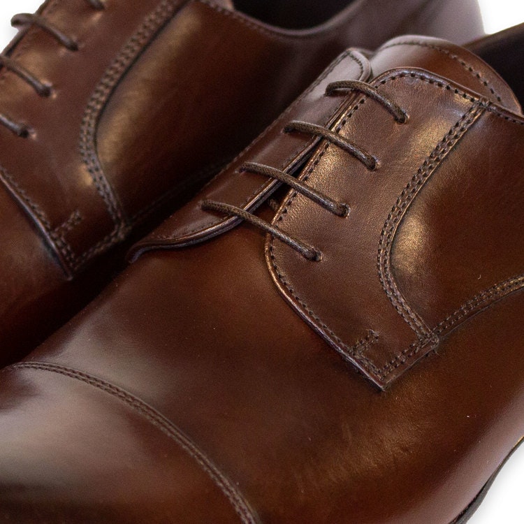 Mörkbrun sko, cap toe, italiensk kalvskinn, 1033