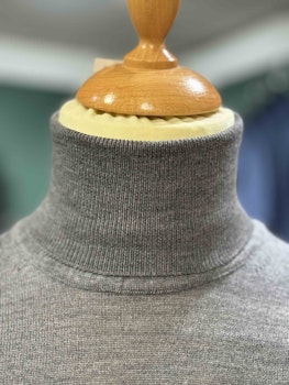 Turtleneck  stickad merino - grå