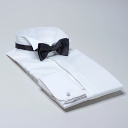 Smokingskjorta Wing-tip vit, B1009