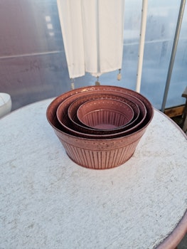 Zinkskål rosa näst största storlek