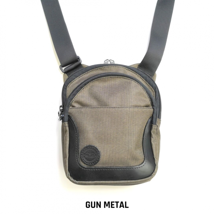 Falco - Large concealed shoulder gun bag - (G103)