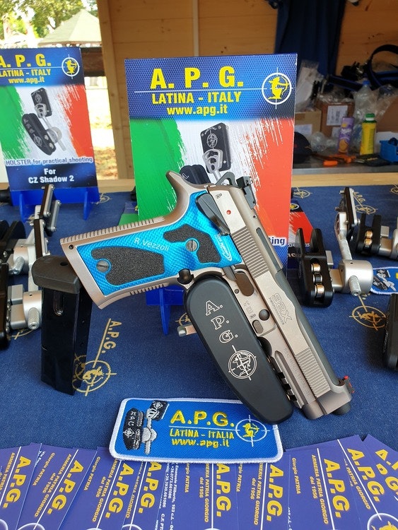 A.P.G. Holster - Speed holster