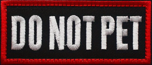Do Not Pet - Svart/Röd - Patch